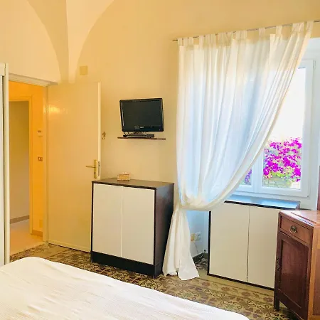 Antica Casa Virginia Apartment *
